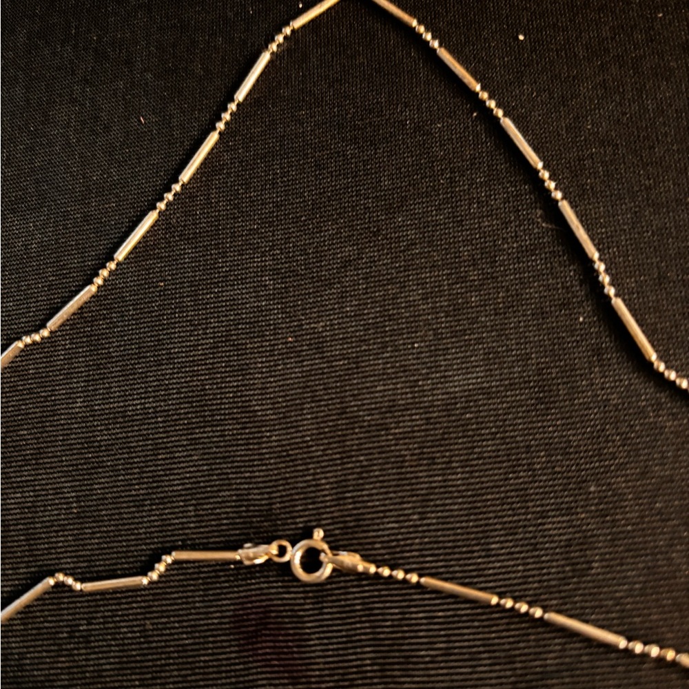 Elegant Silver Necklace - Picture 7 of 12